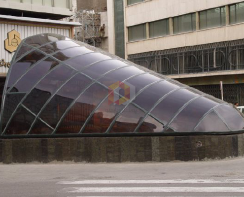 پوشش ورودی مترو با ورق اکریلیک